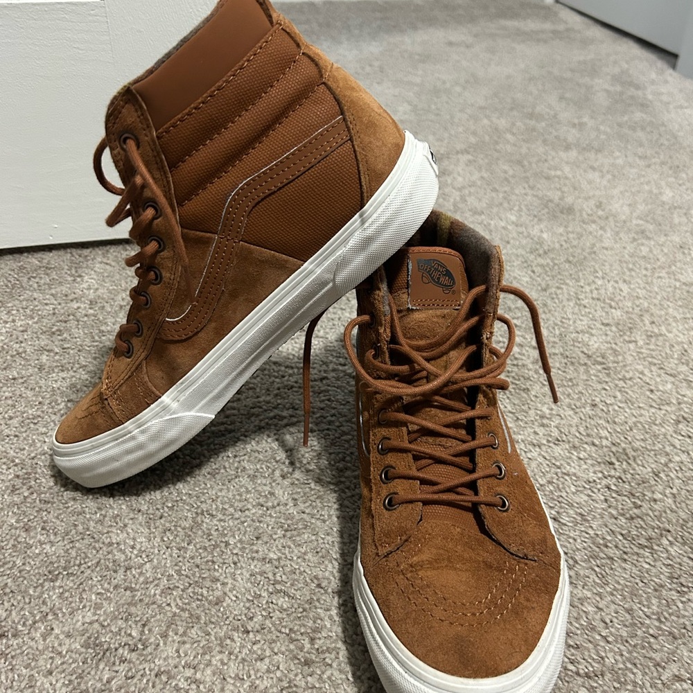 Vans Men's Brown High-Top Sneakers